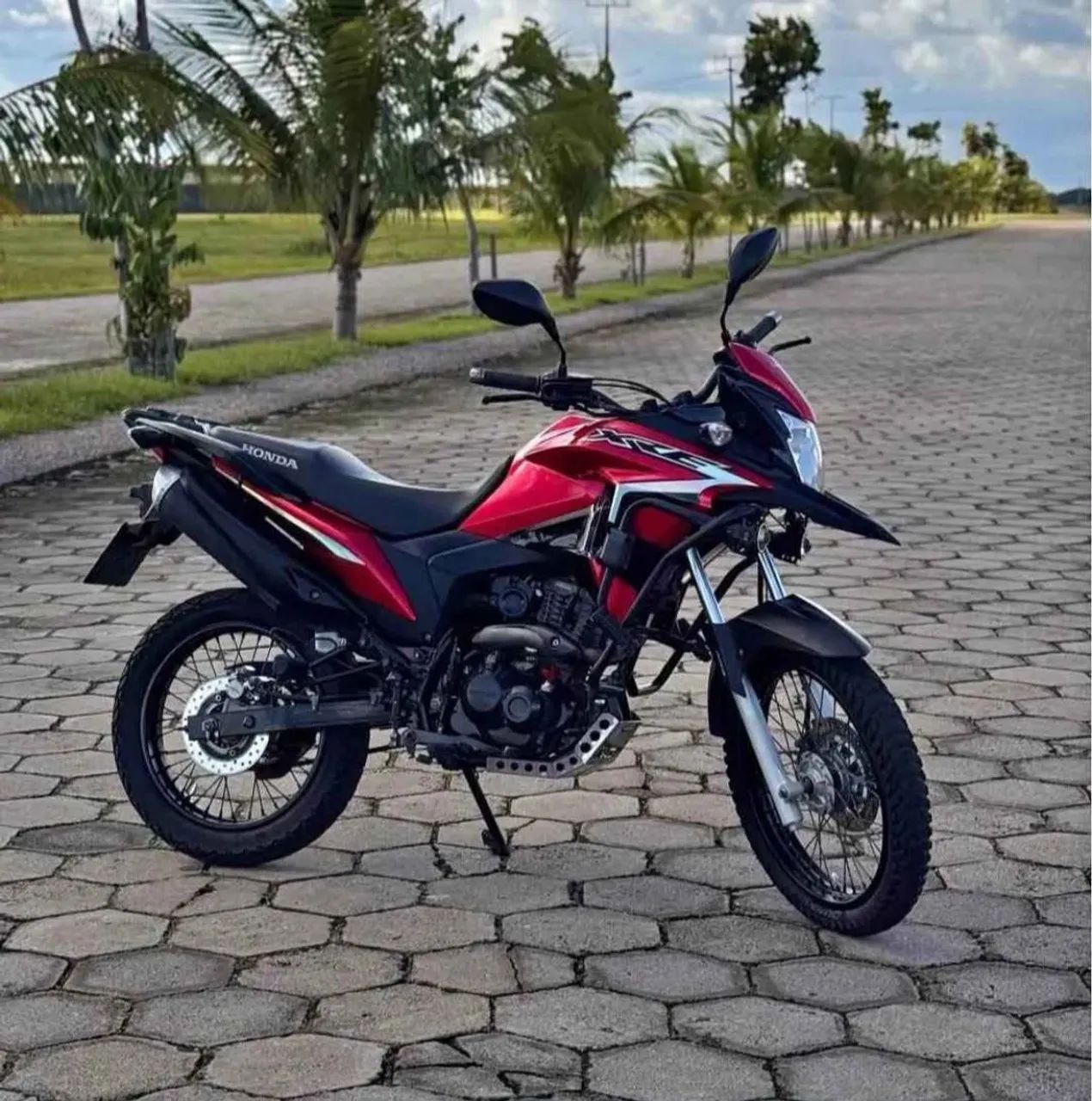 Honda XRE  - Foto 4