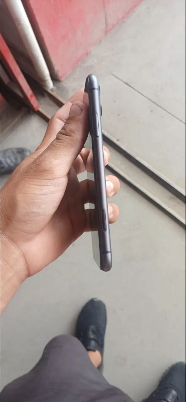 Vendo iPhone 11 - Foto 2