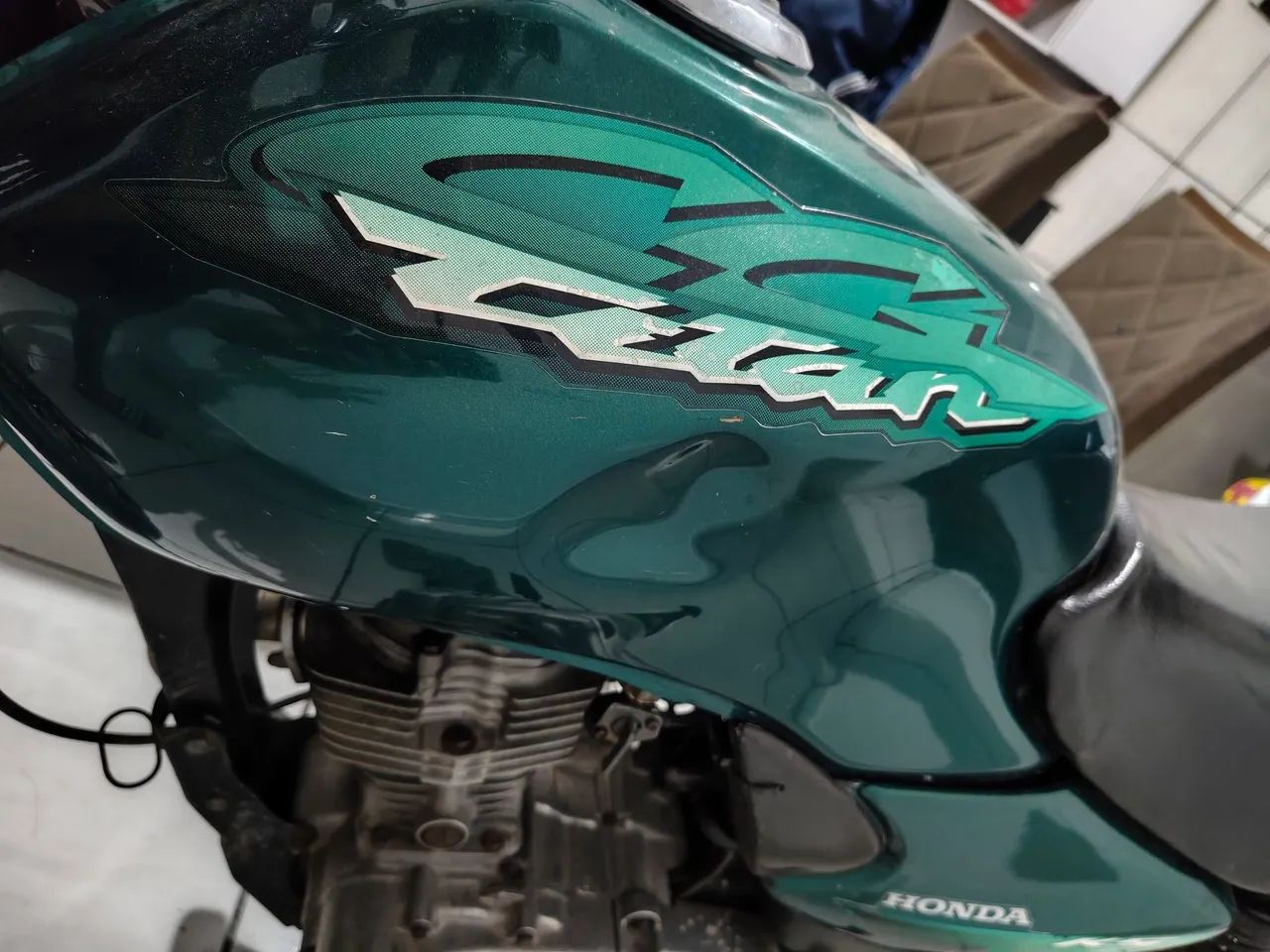CG Titan KS 2001 - Foto 4