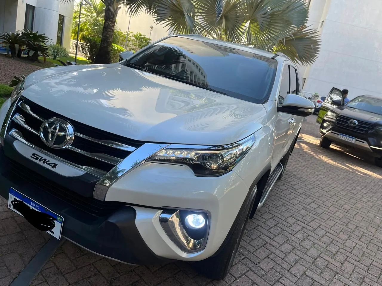 Toyota Hilux SRX 4X4 AT 2.8 TB 2017