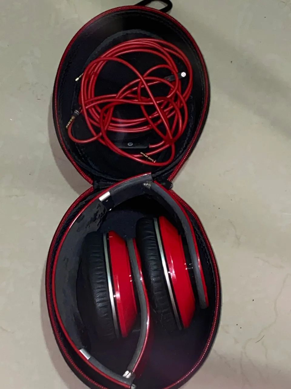 Fone Beats original dr. dre 442876277462159361