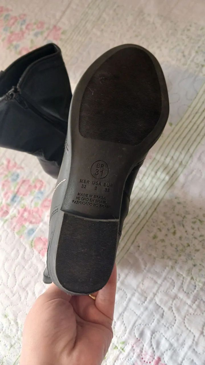 Bota infantil Tamanho 31 - Foto 2