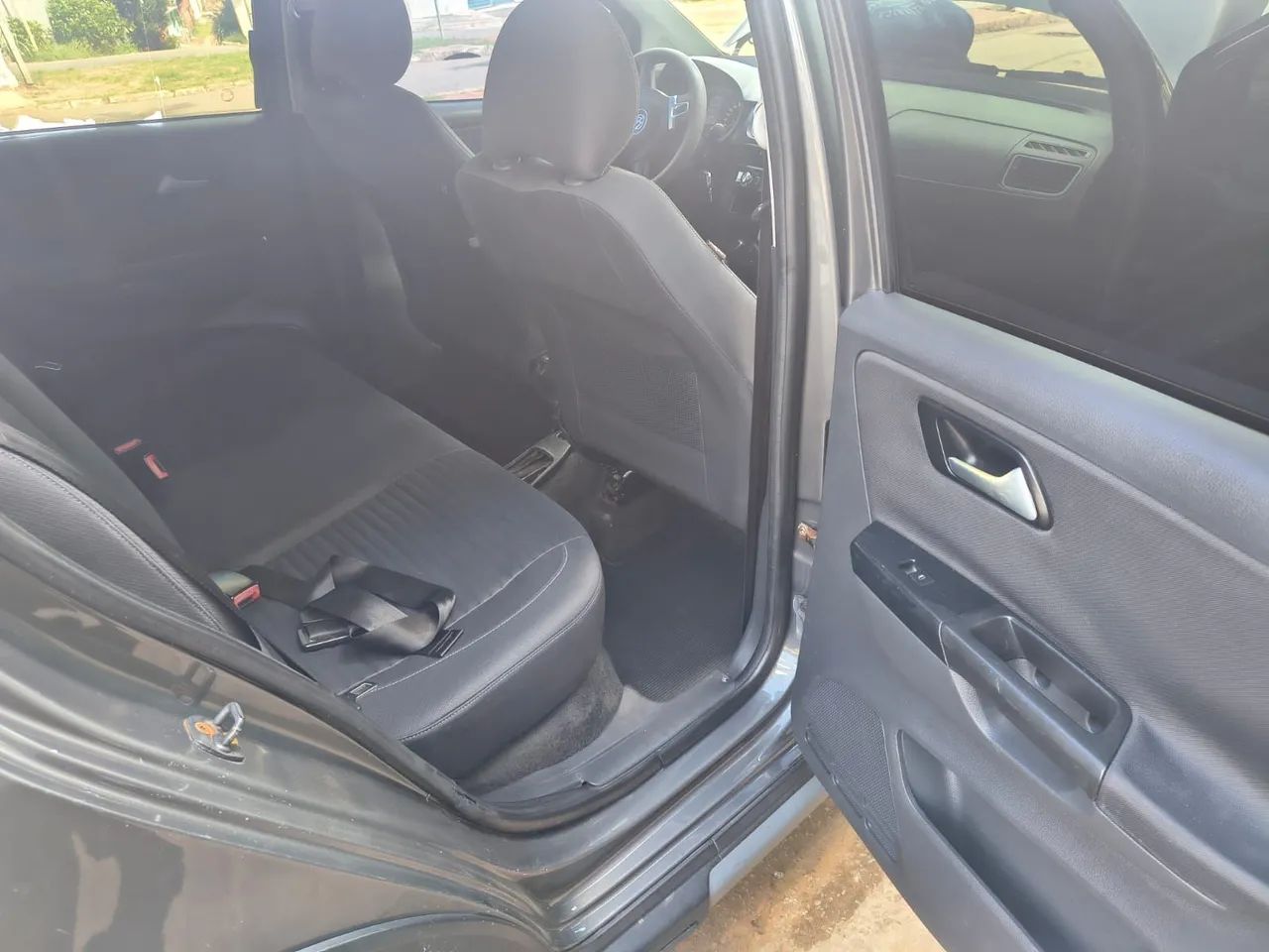 Volkswagen Crossfox 1.6 MI Total Flex 8V 5P 2012 - Foto 5
