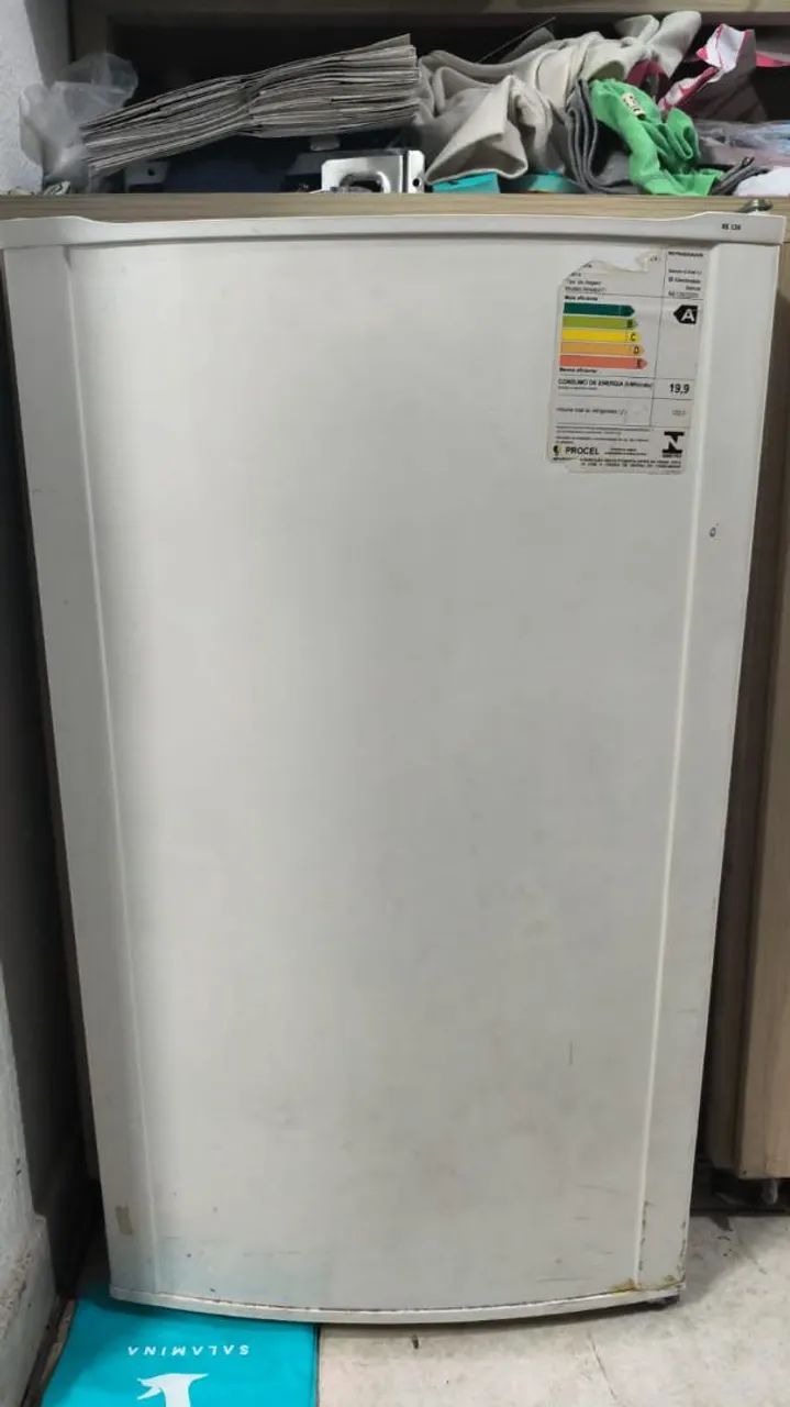 Frigobar electrolux