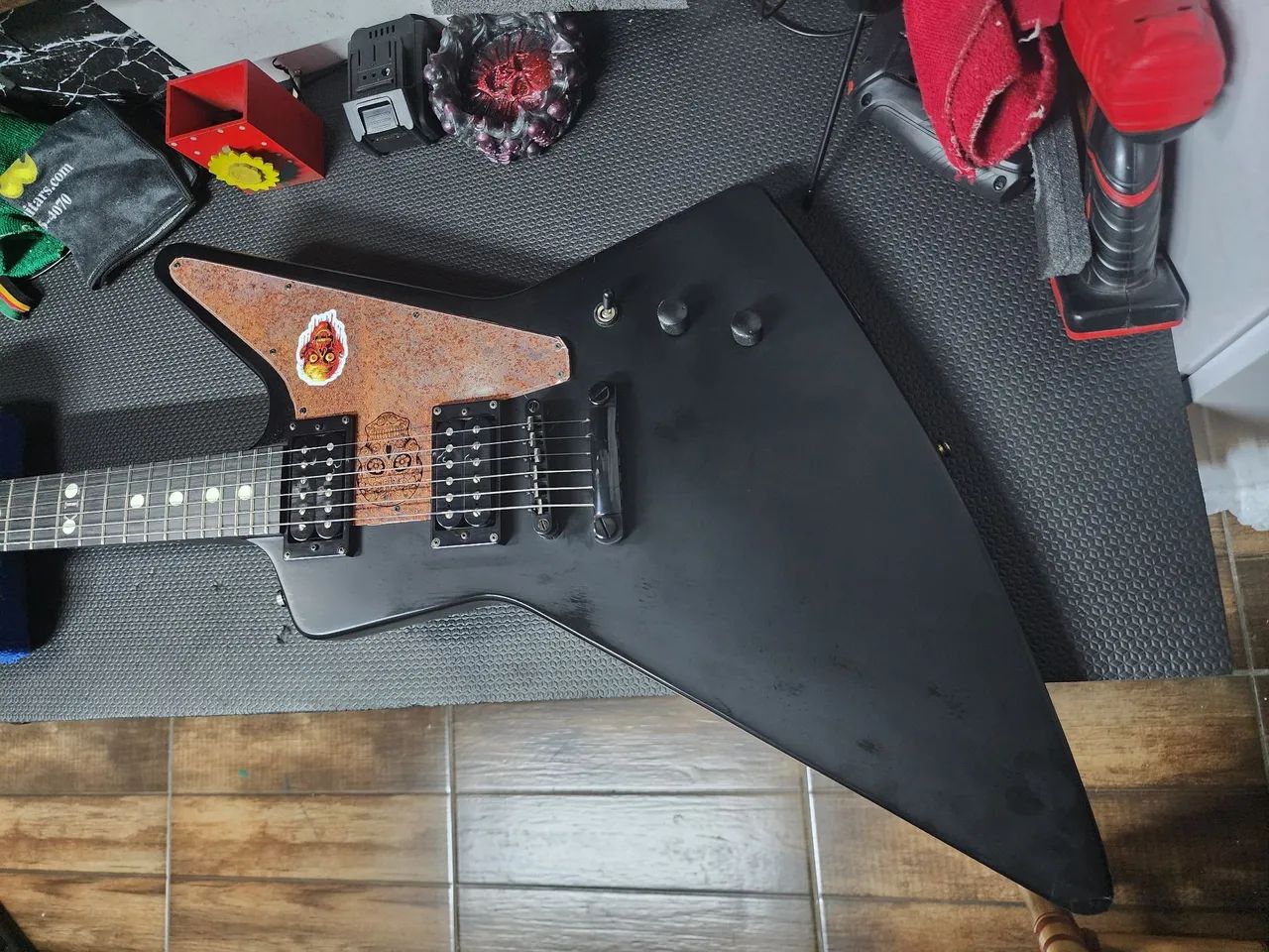 Epiphone explorer gothic com case original  - Foto 2