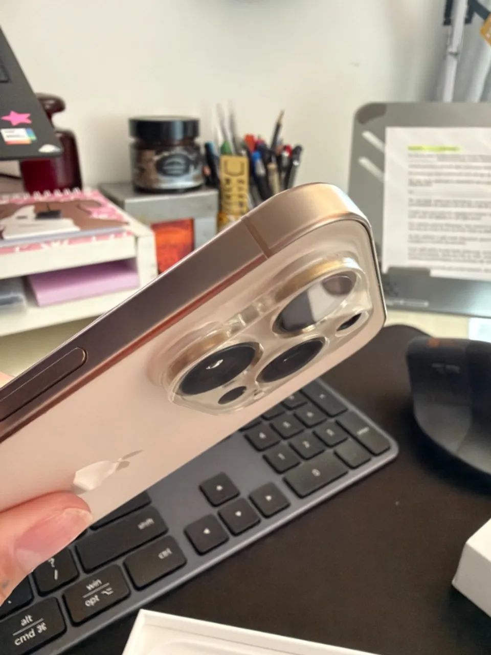 IPHONE 16 PRO - desert titanium - Foto 3