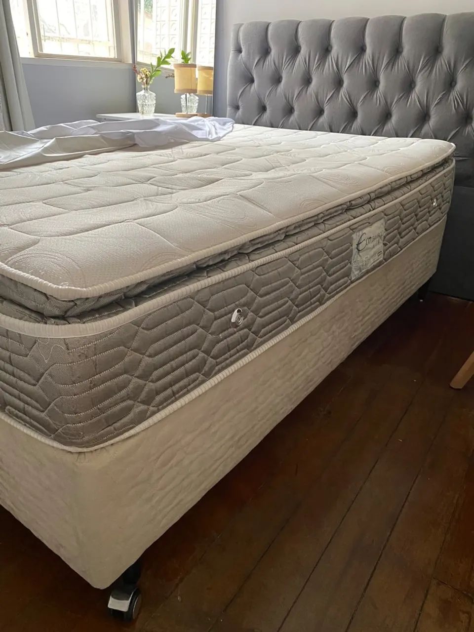 Vendo cama casal + cabeceira estofada  - Foto 5
