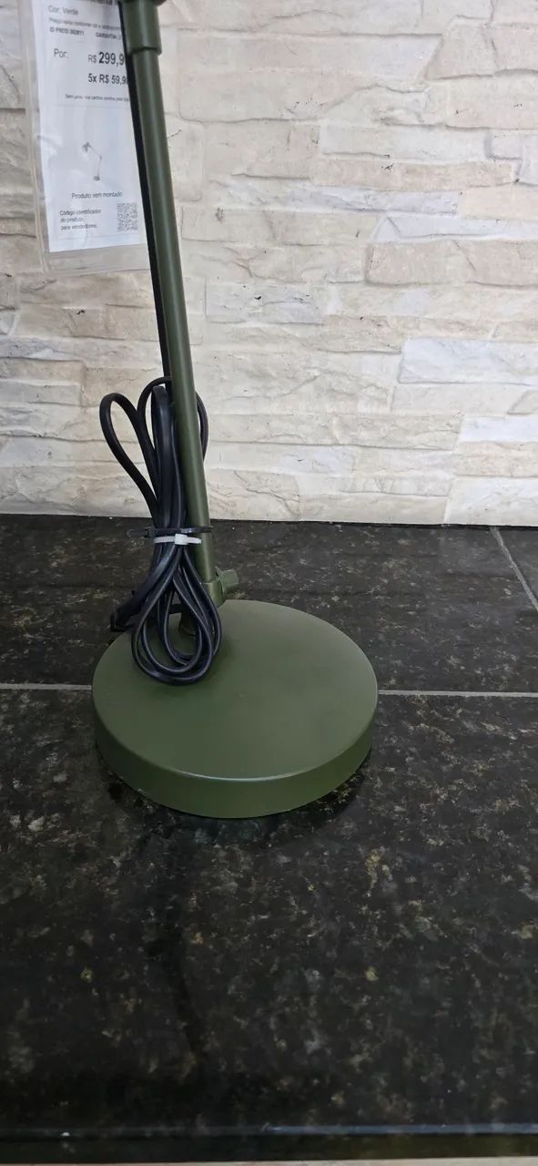 LUMINÁRIA DE MESA HOIST VERDE - Foto 3