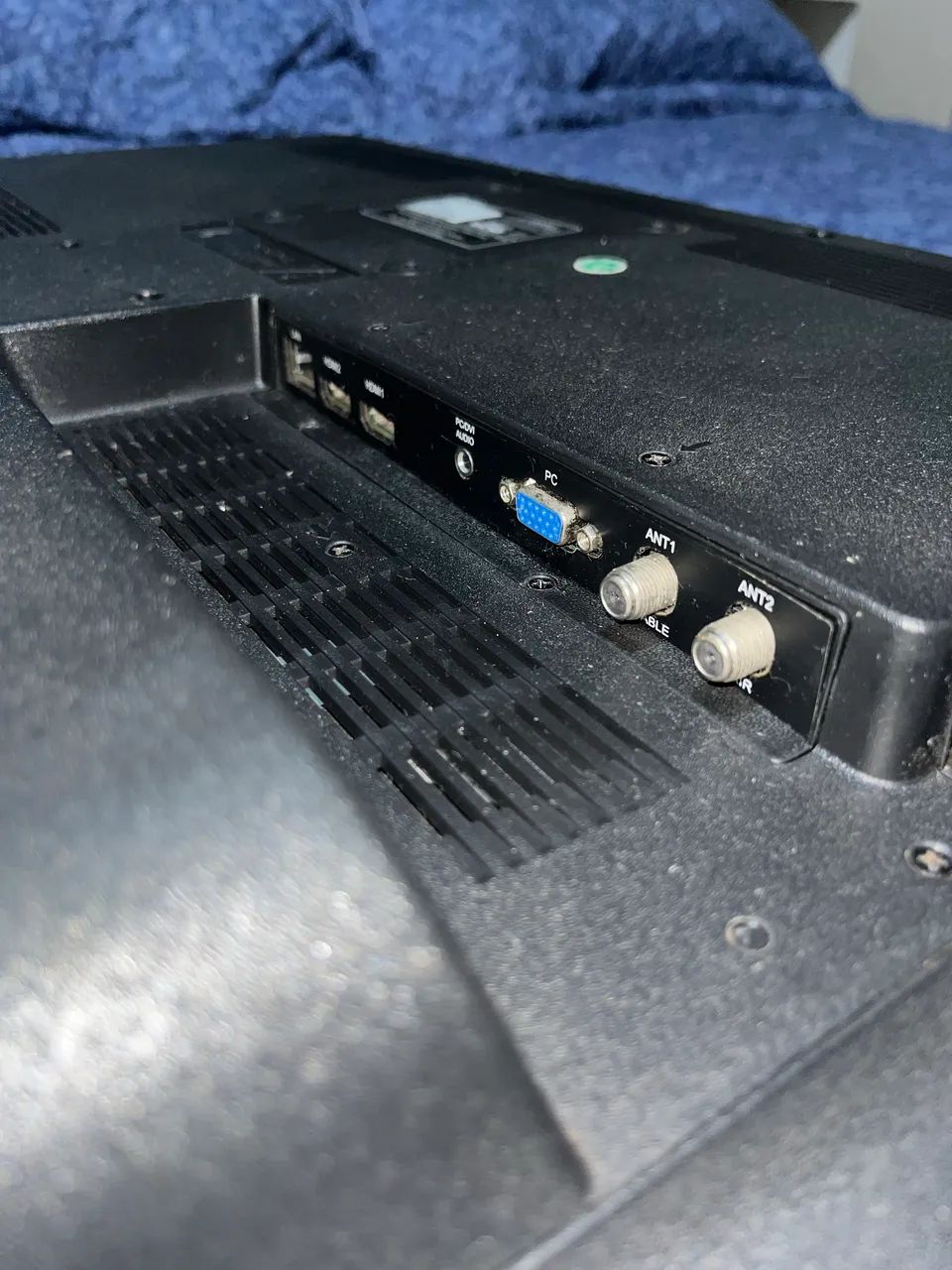 Vendo Tv PHILCO 32 LED em perfeito estado - Foto 4