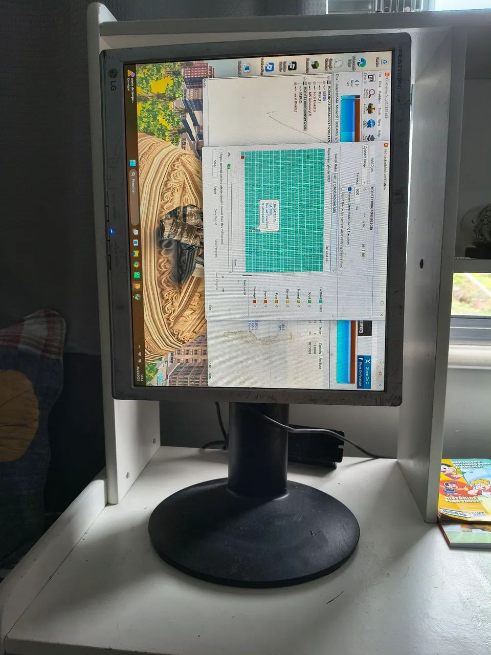 Monitor LG Flatron 17" LCD - Com Cabos e Ajuste de Altura/Giro - Foto 3