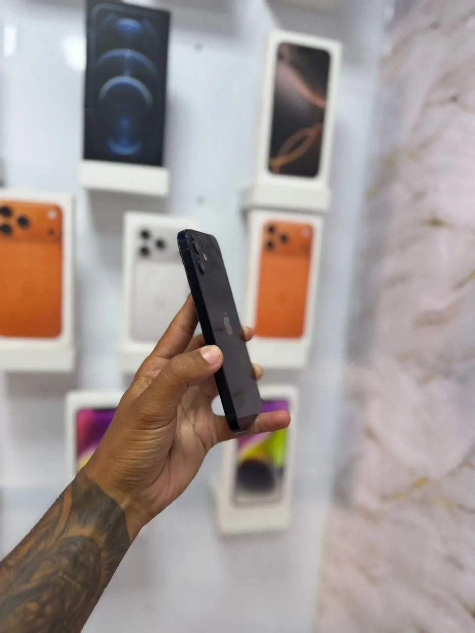 IPHONE 12 64 GB TELA NOVA  - Foto 5
