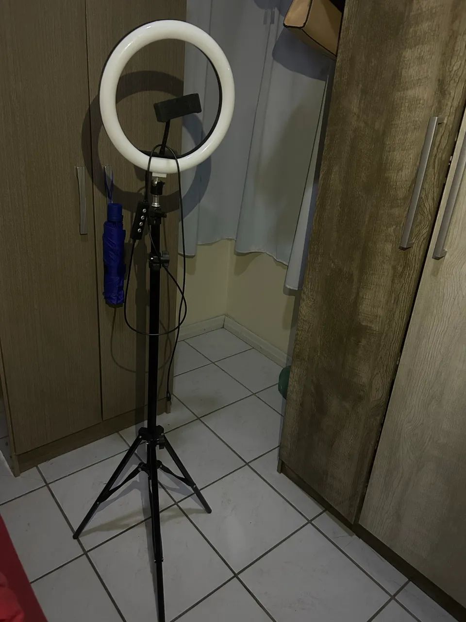 Ring Light RGB 26 cm com tripé e suporte para celular - Foto 3