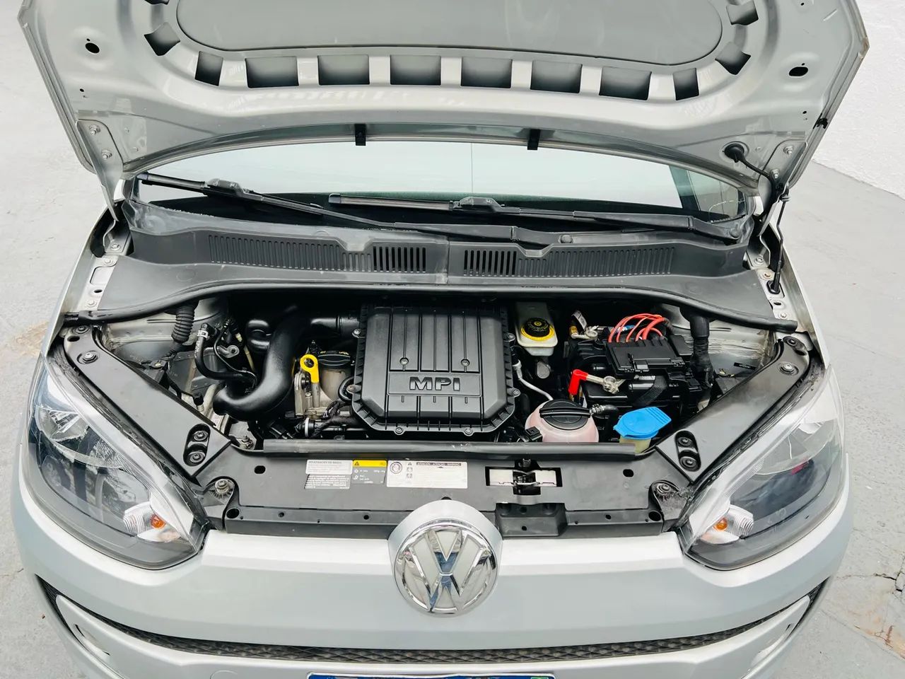 Volkswagen up! Run 1.0 Total Flex 12V 5p, foto 11 de 13