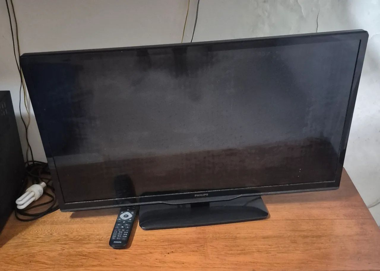 Combo com 3 TVs para peças ou reparos - Foto 3