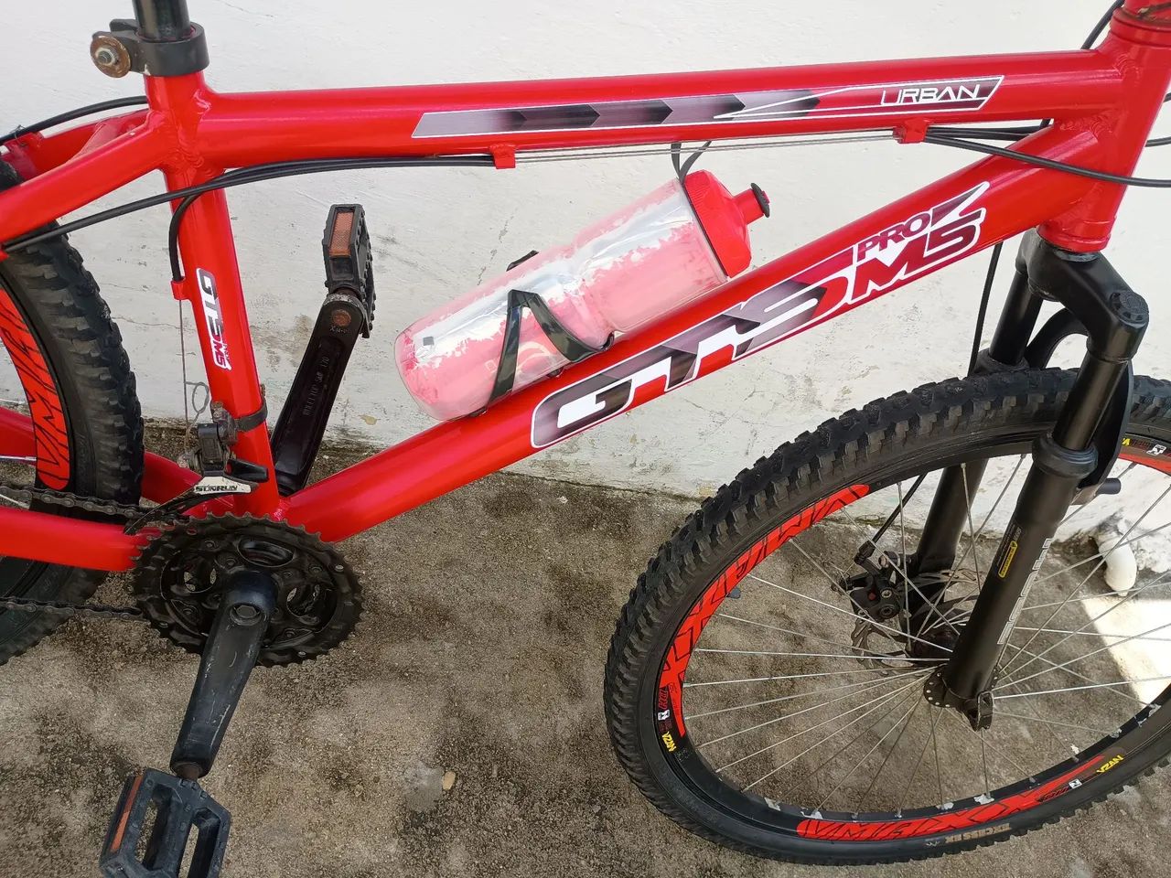 Bicicleta aro 26 com 21 marchas e freio a disco - Foto 2
