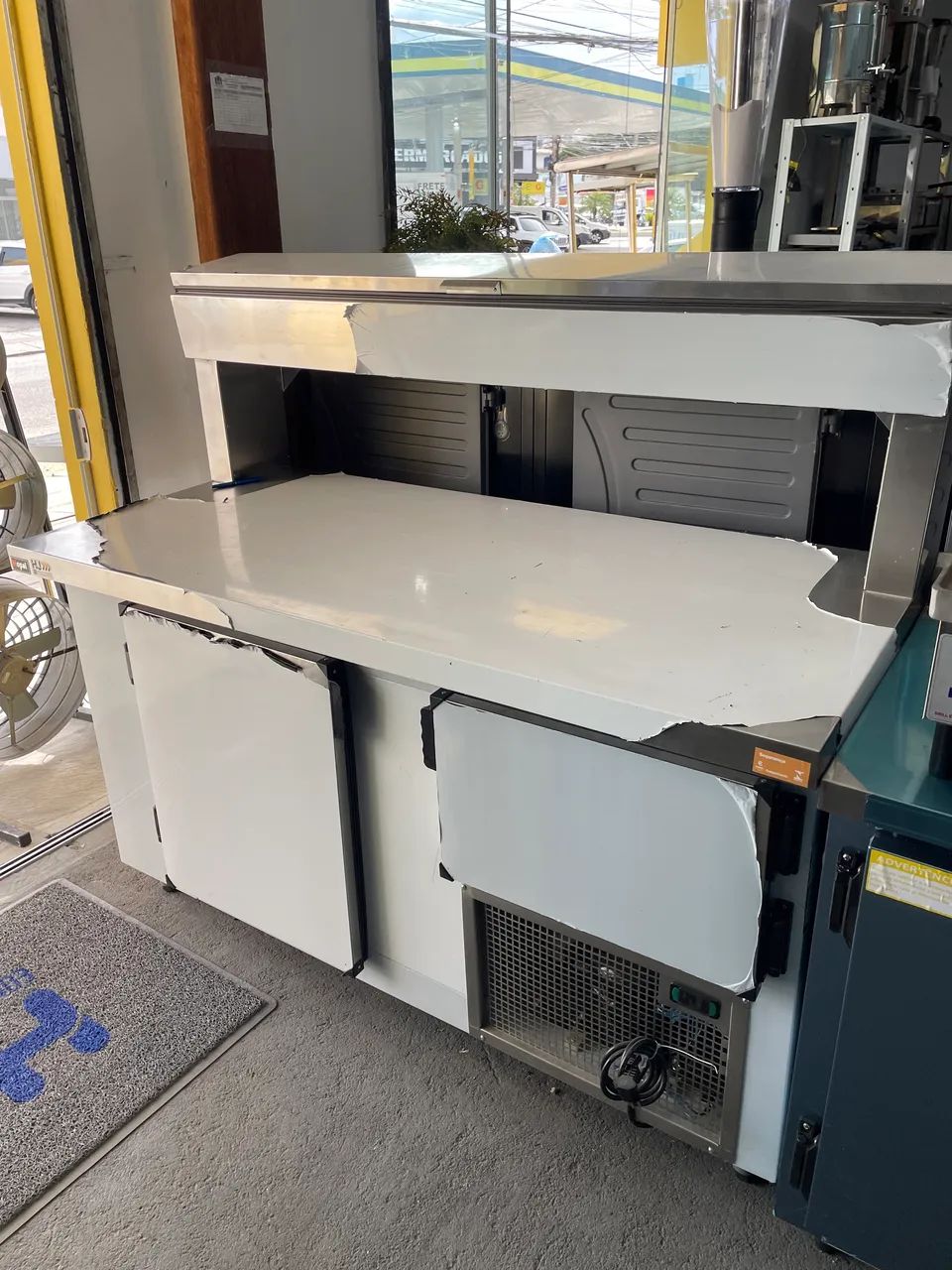 MB Balcão refrigerado c/ Condimentadora 150 