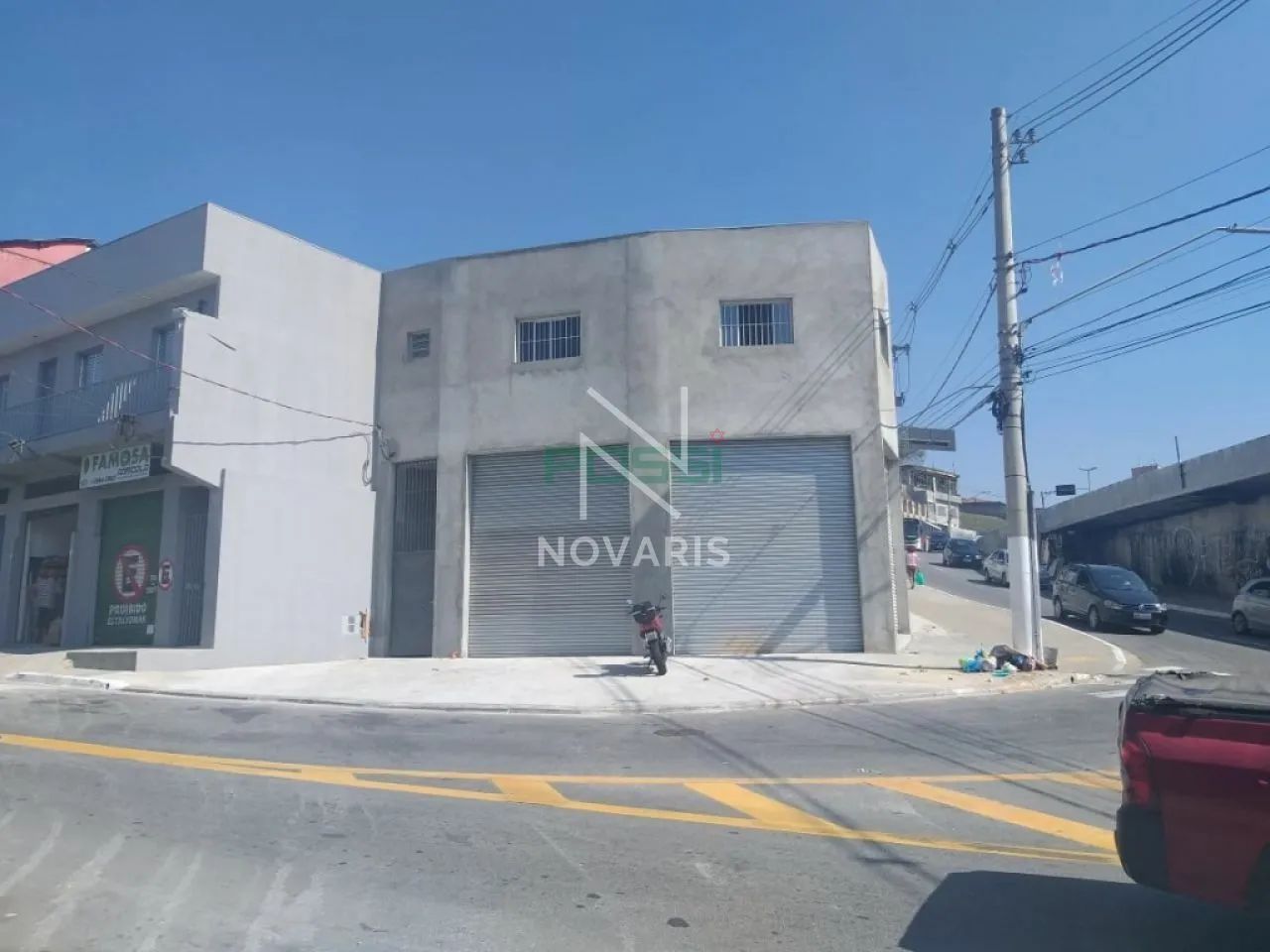 Prédio novo comercial / salão com 130m² útil, 5 vagas - Estrada da Riviera