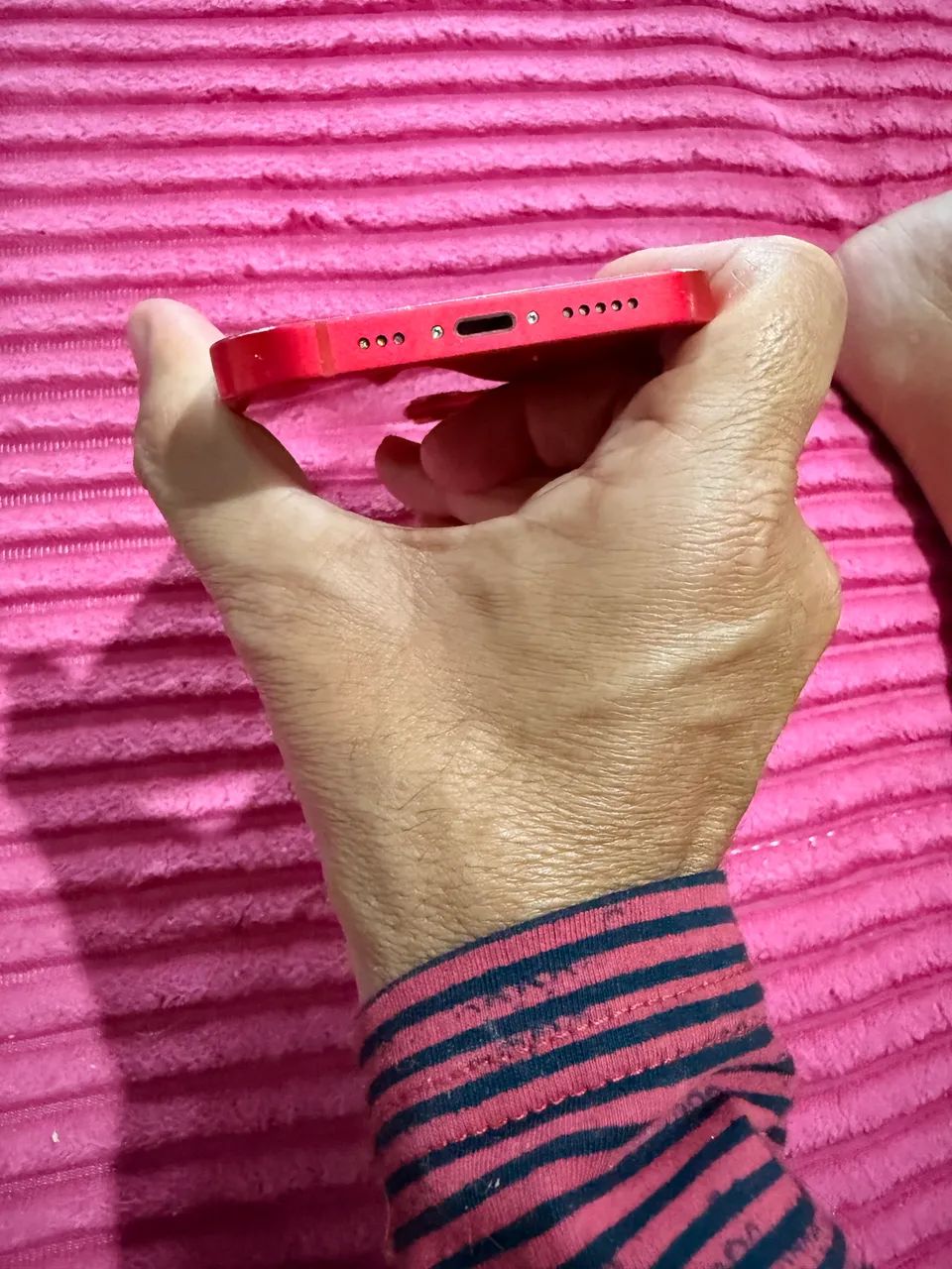 iPhone 14 red 128 - Foto 4