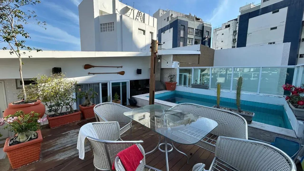 Excelente cobertura 4/4 2 suítes 220M² - Pituba - Foto 2