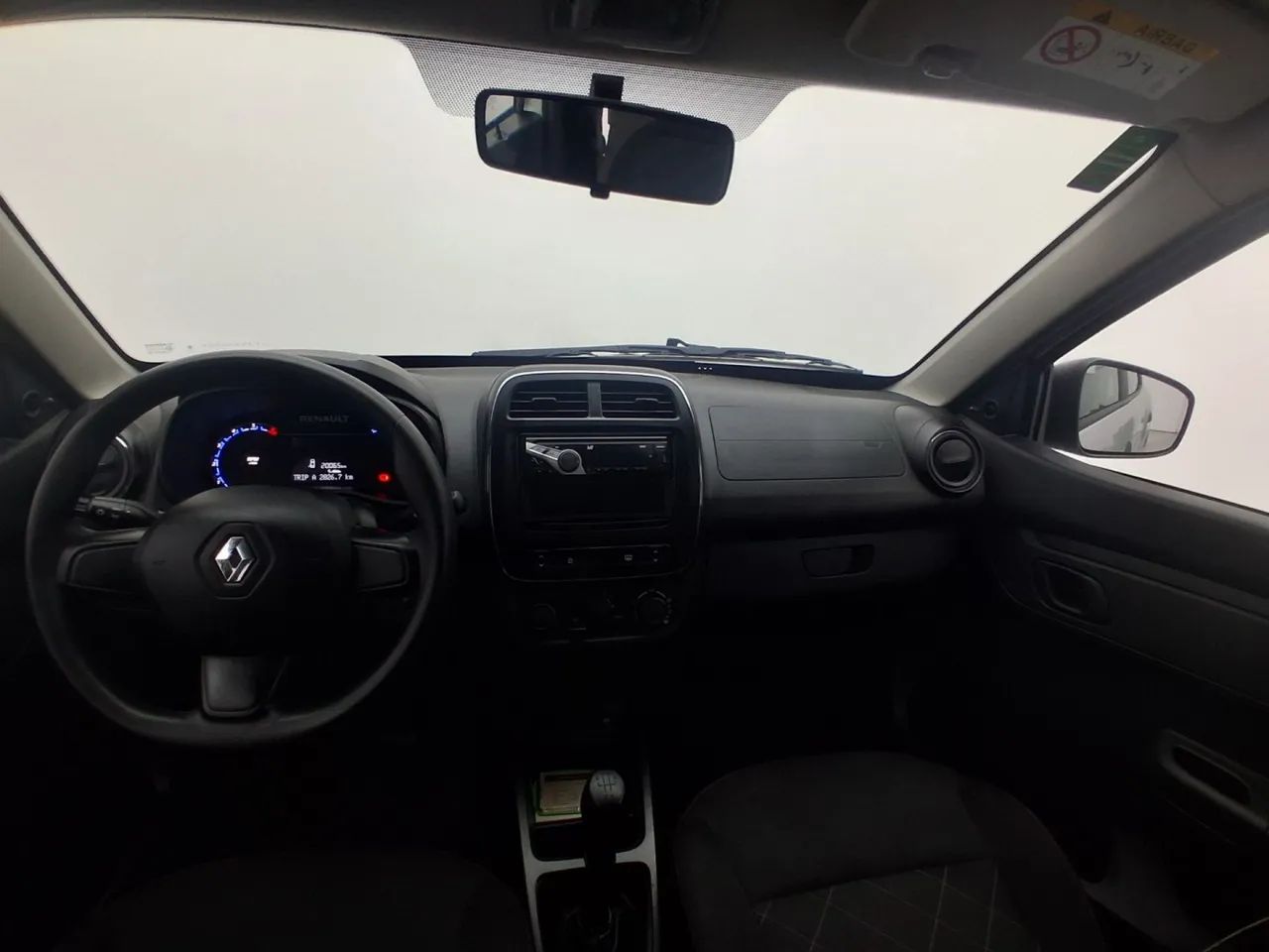 Renault Kwid 1.0 Zen, foto 15 de 18