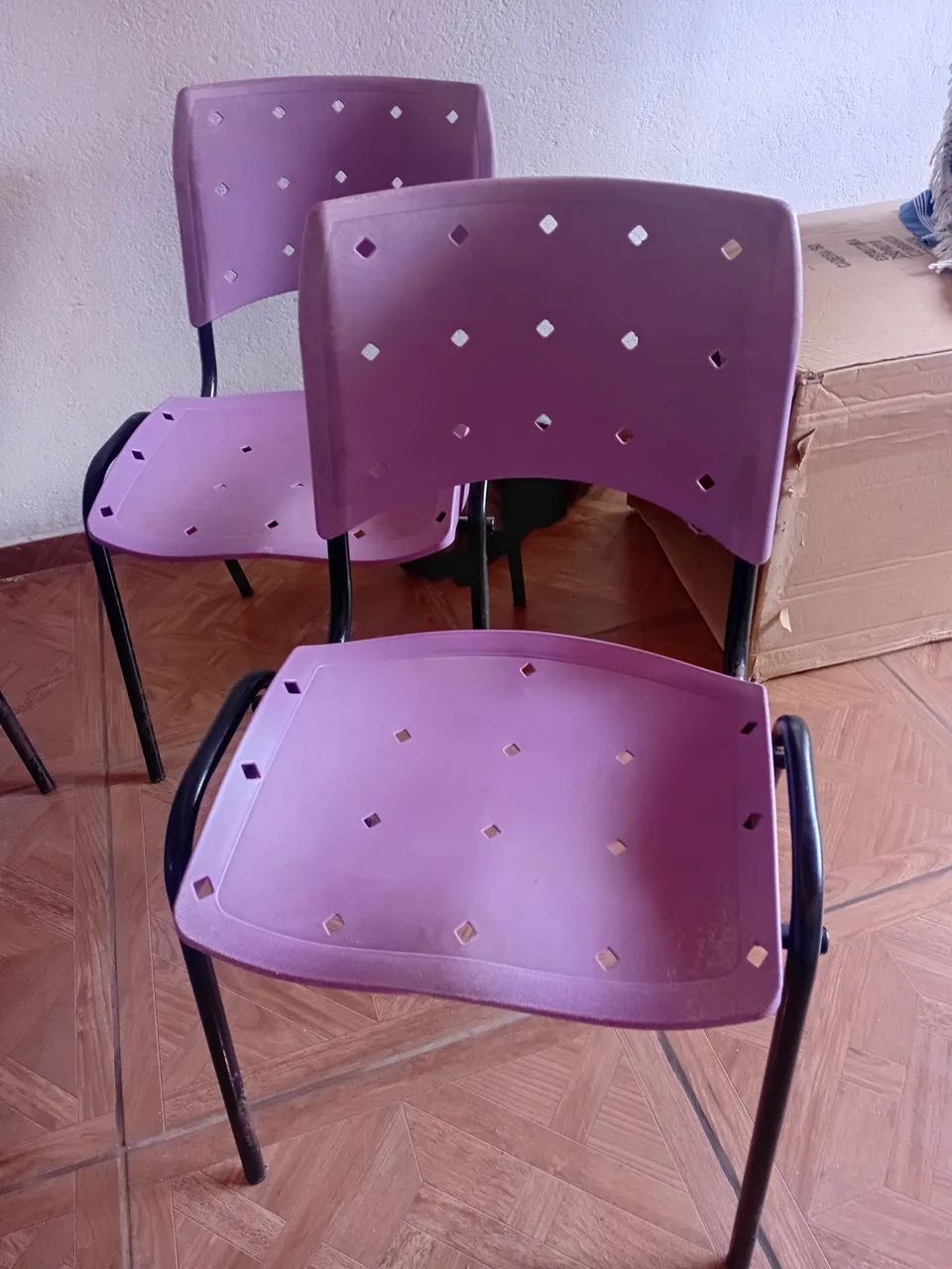 CADEIRAS A VENDA - Foto 2