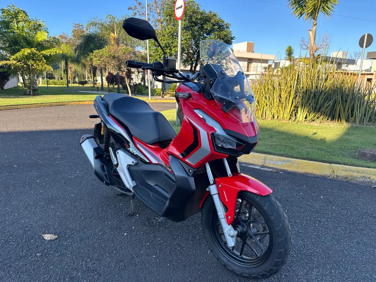 HONDA ADV 2023 7.900km - Foto 3