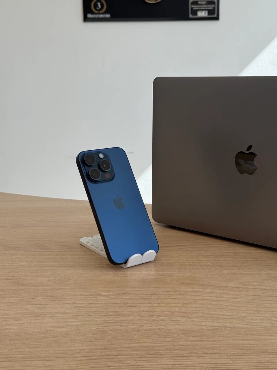 iPhone 15 pro 128gb Titanium azul - Celulares e Smartphones - Vila