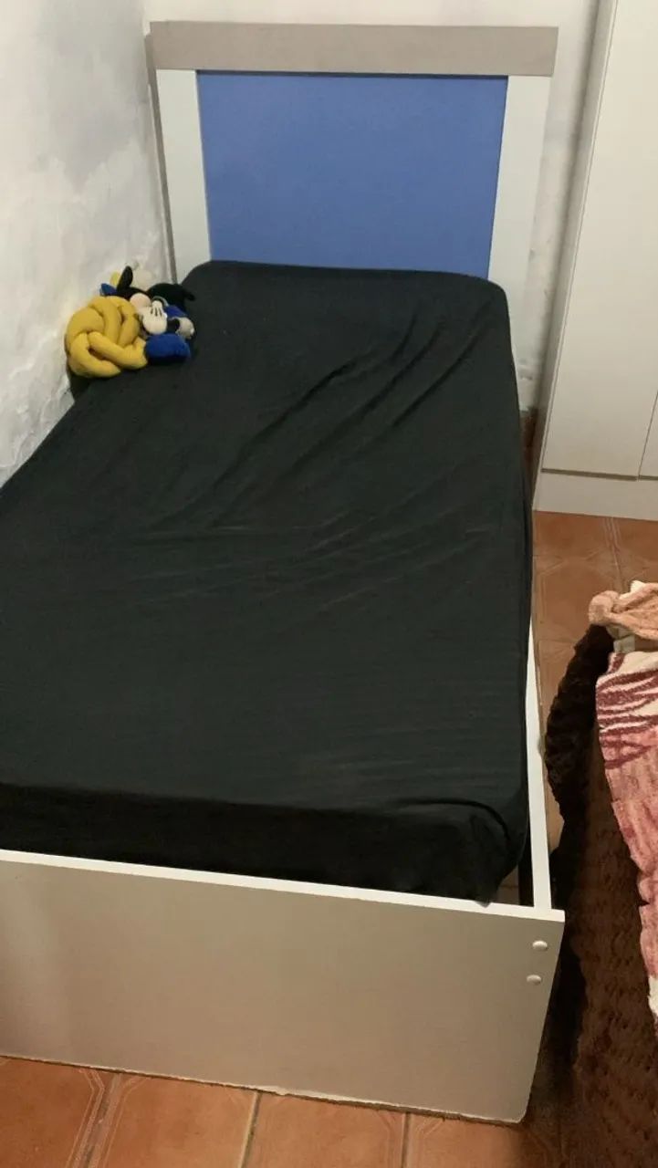 Vendo cama solteiro ( SEM O COLCHÃO)  - Foto 2