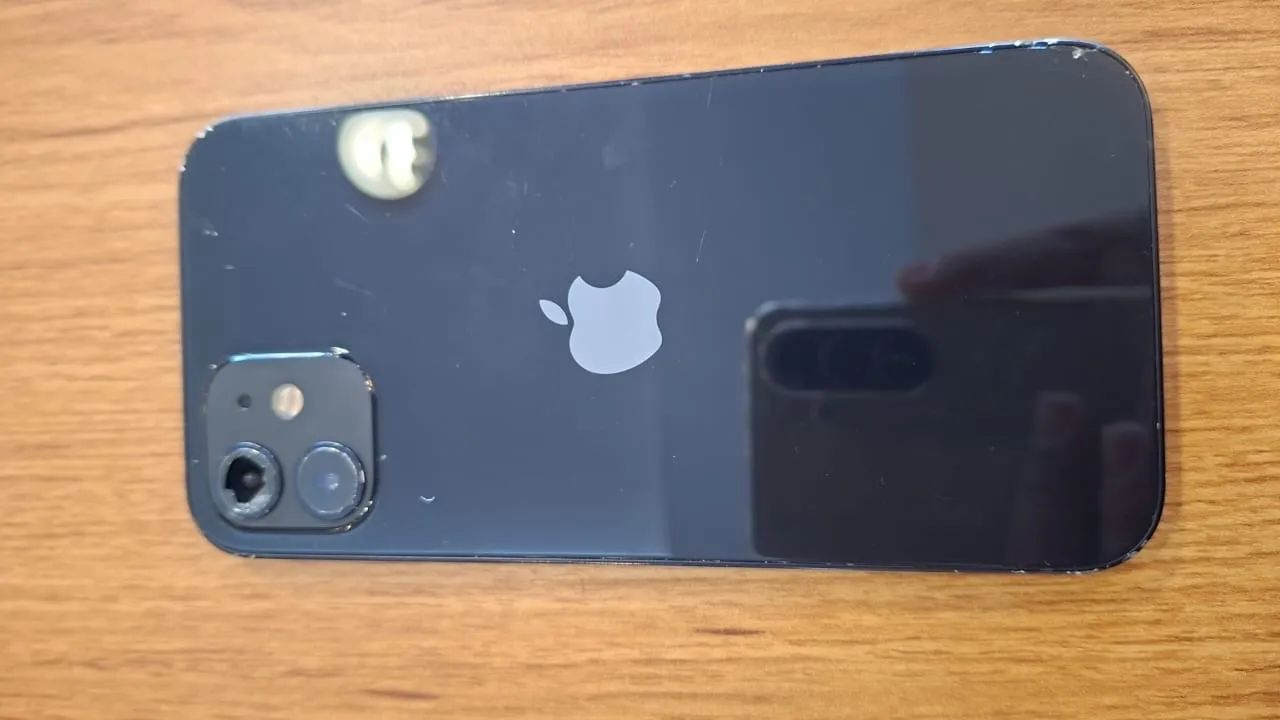 Iphone 12 64gb azul escuro usado - Foto 3