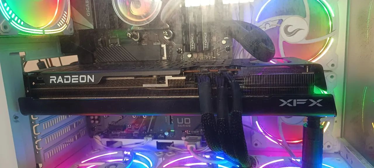 Placa de video RX 7800 XT 16 GB