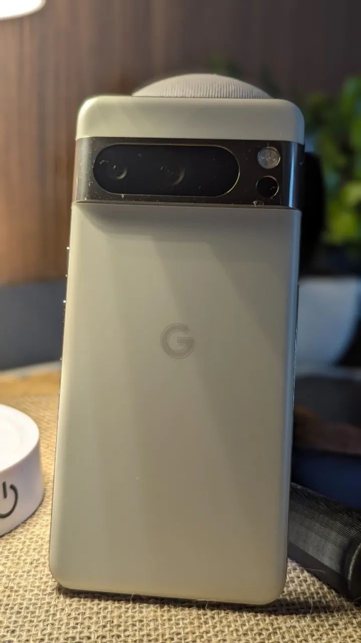 Google Pixel 8 Pro