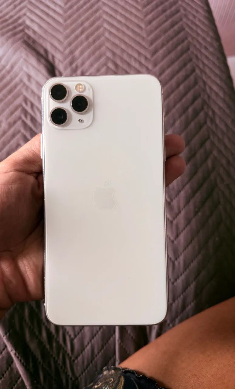 iPhone 11 pro Max em perfeito estado - Foto 4