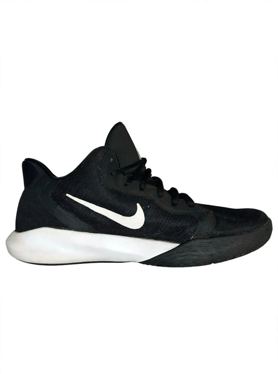 Tênis casual nike original pouco usado 