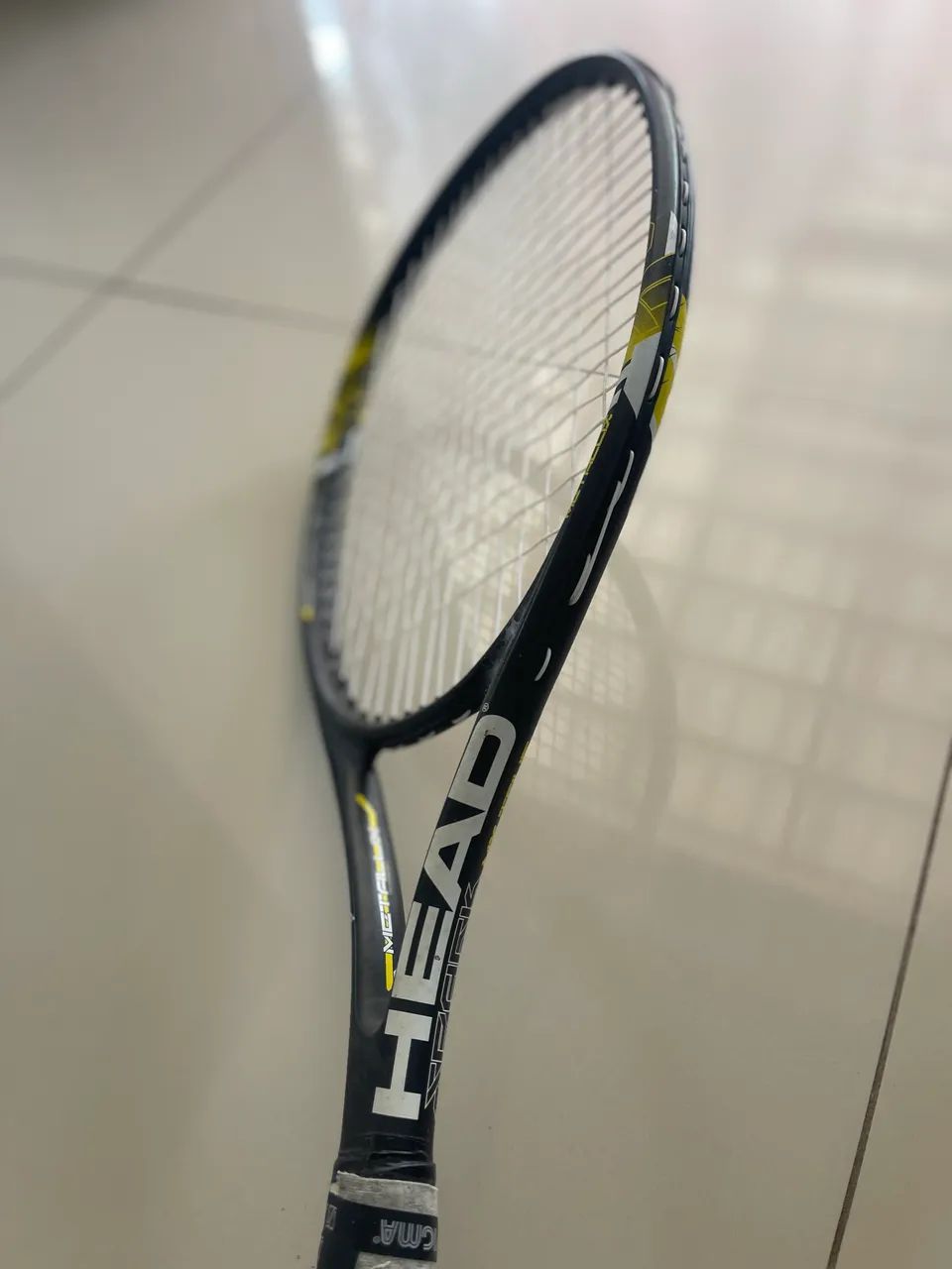 Vendo raquete HEAD Xtreme Team Series, usada, encordoada e pronta para jogar. - Foto 5