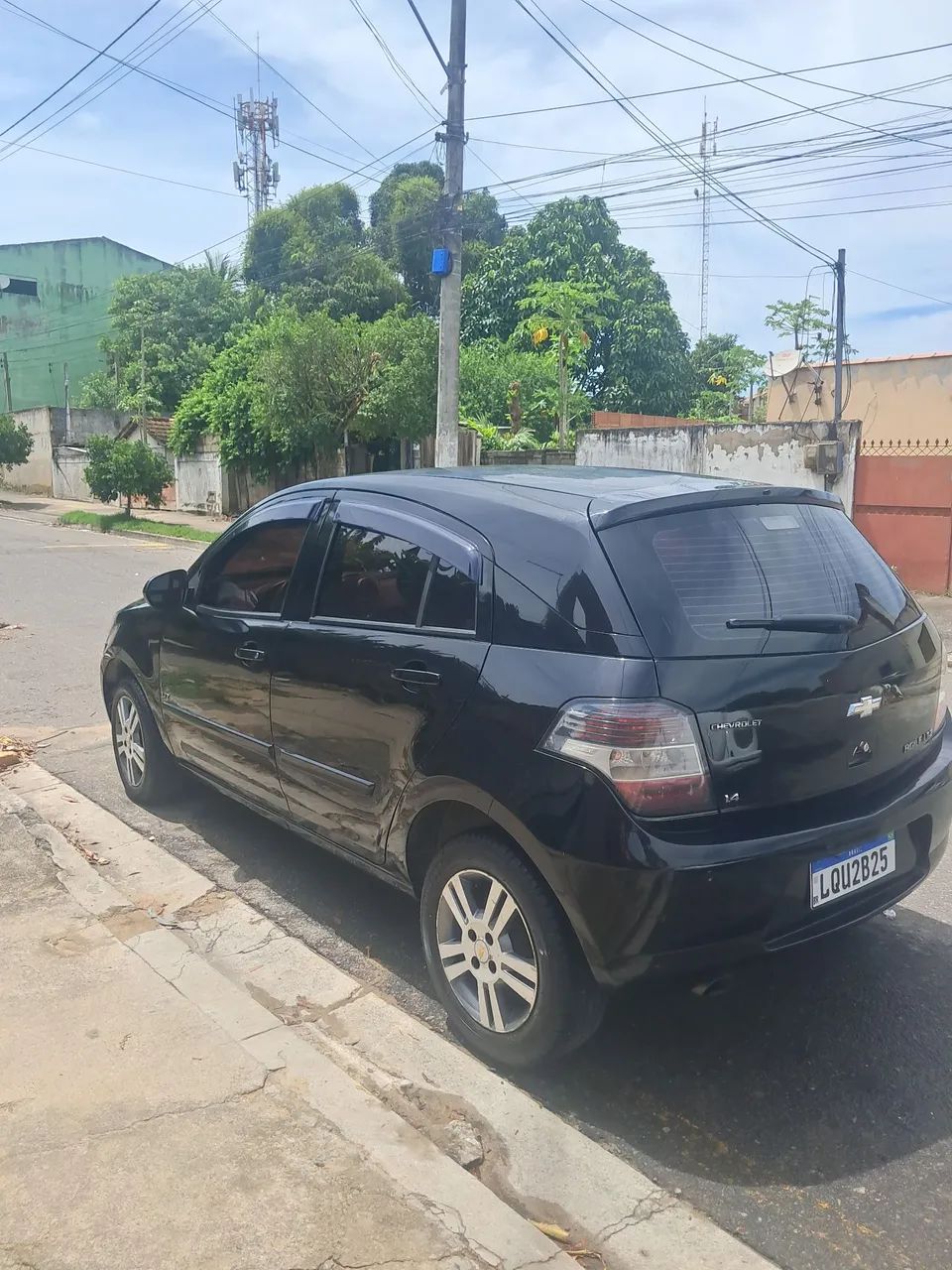 Chevrolet Agile LTZ 1.4 MPFI 8V FLEXPOWER 5P 2013
