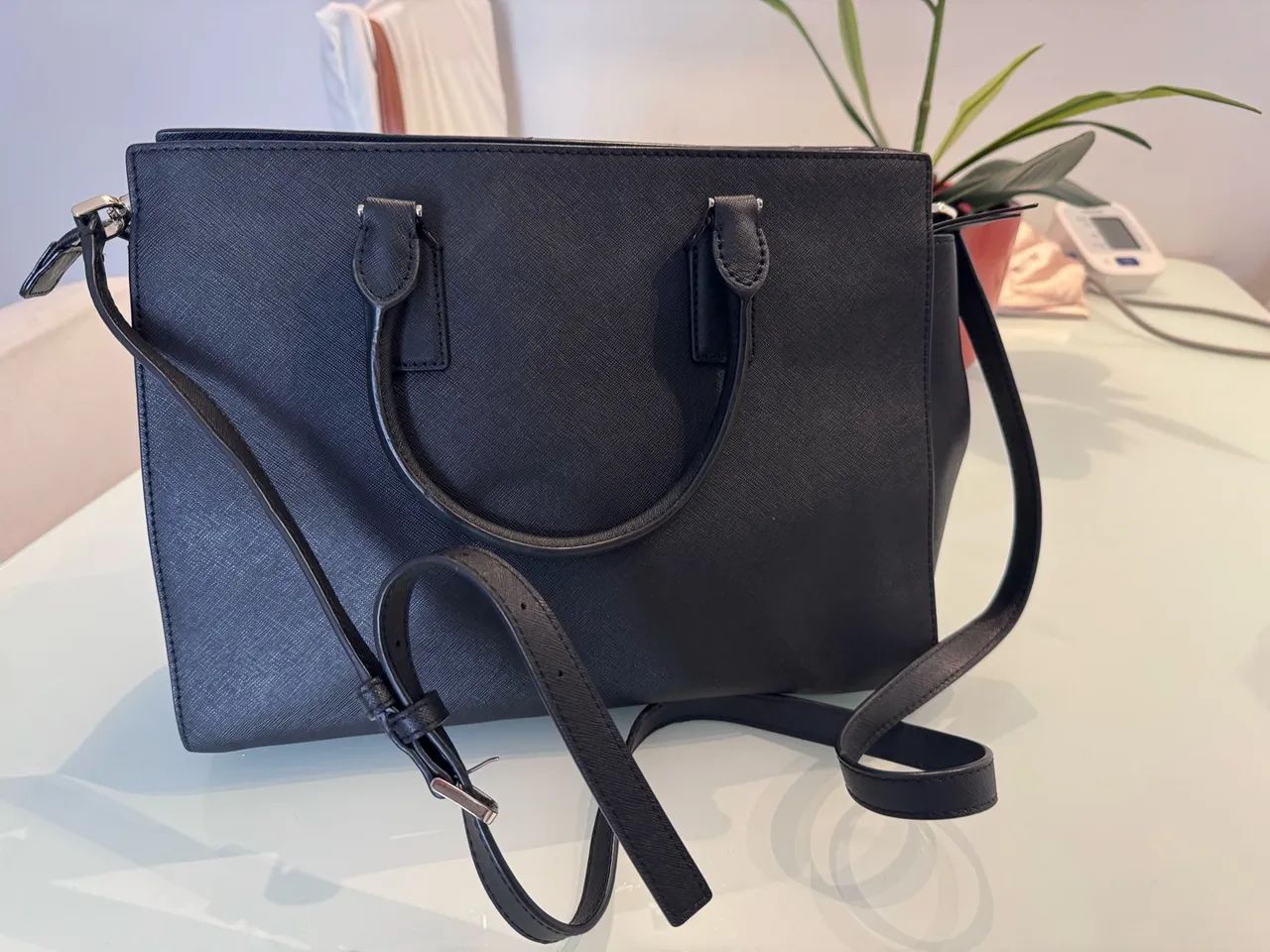 Bolsa Kate Spade preta - Foto 4