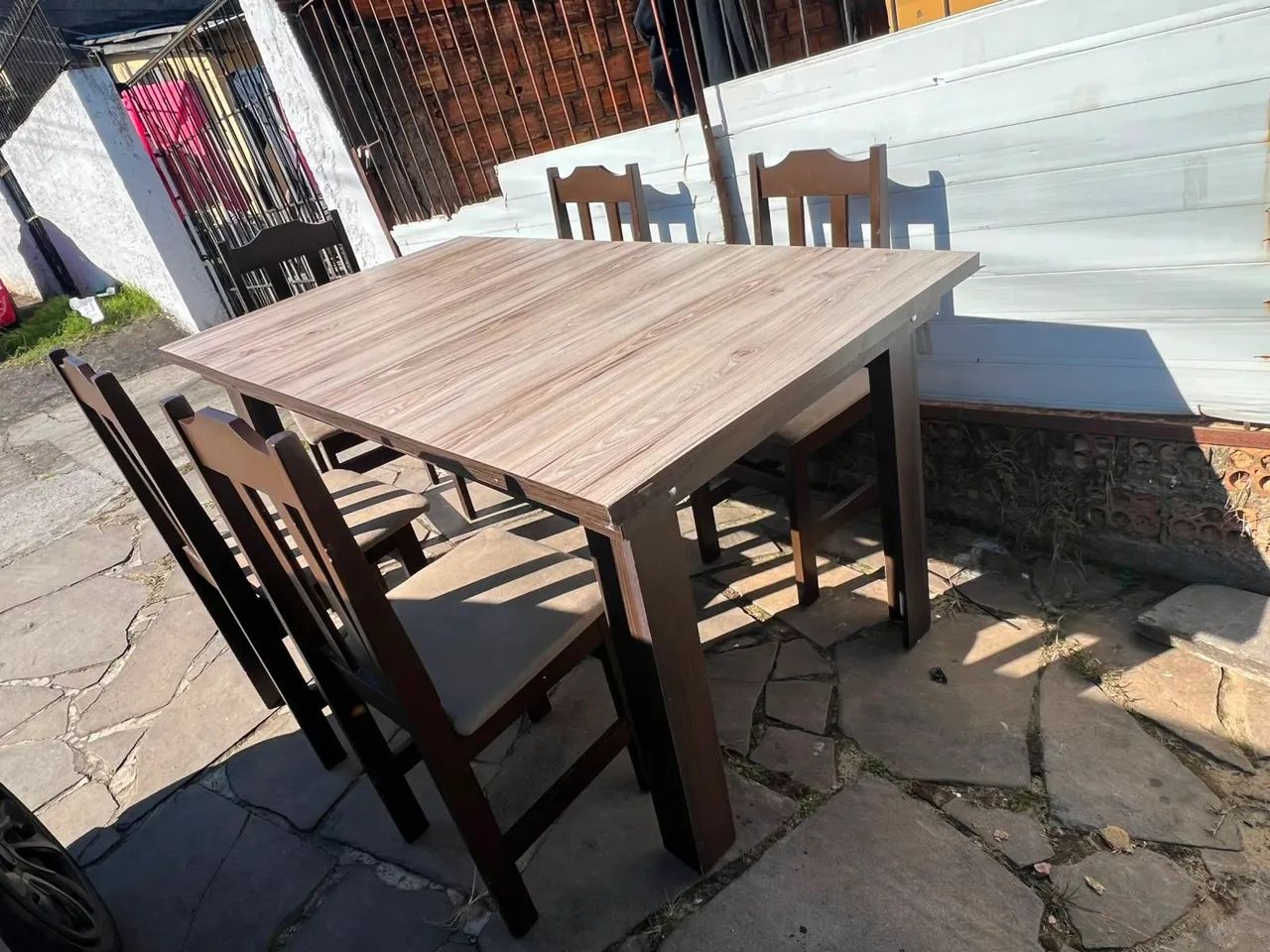 Vendo mesa com 5 cadeiras 494540246484275203