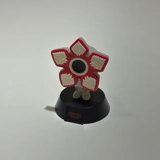 Mini Luminária Demogorgon Stranger Things - Importado