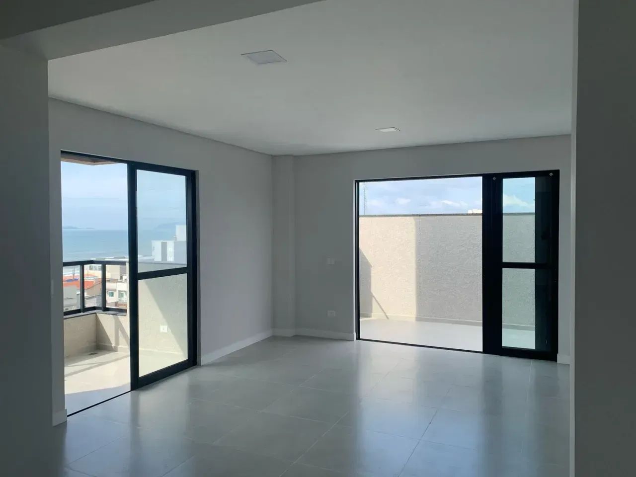 Apartamento para venda com 3 quartos em Itapoá - SC - Foto 3
