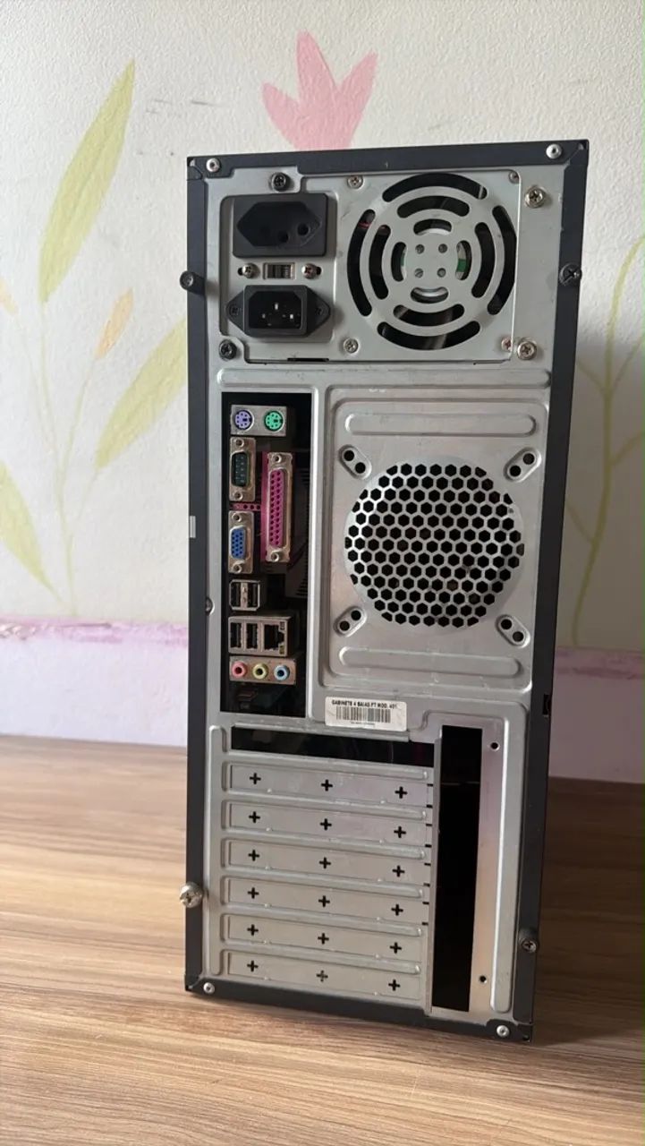 Computador Celeron, 4gbs - Foto 3