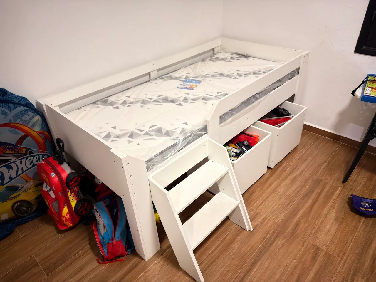 Cama de crianca com colchao novo - Foto 2