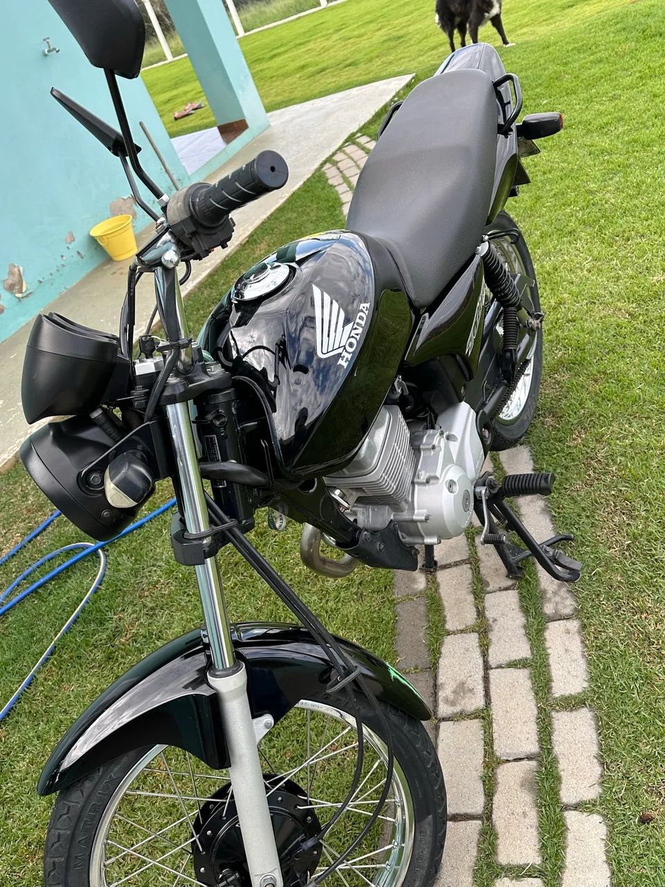 CG Titan ES  - Foto 2