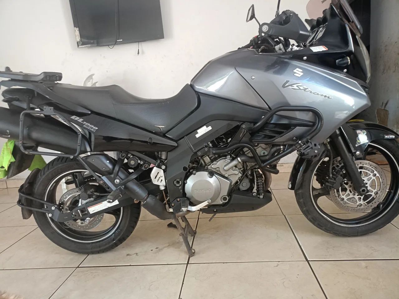 Vendo Suzuki vstrom1000