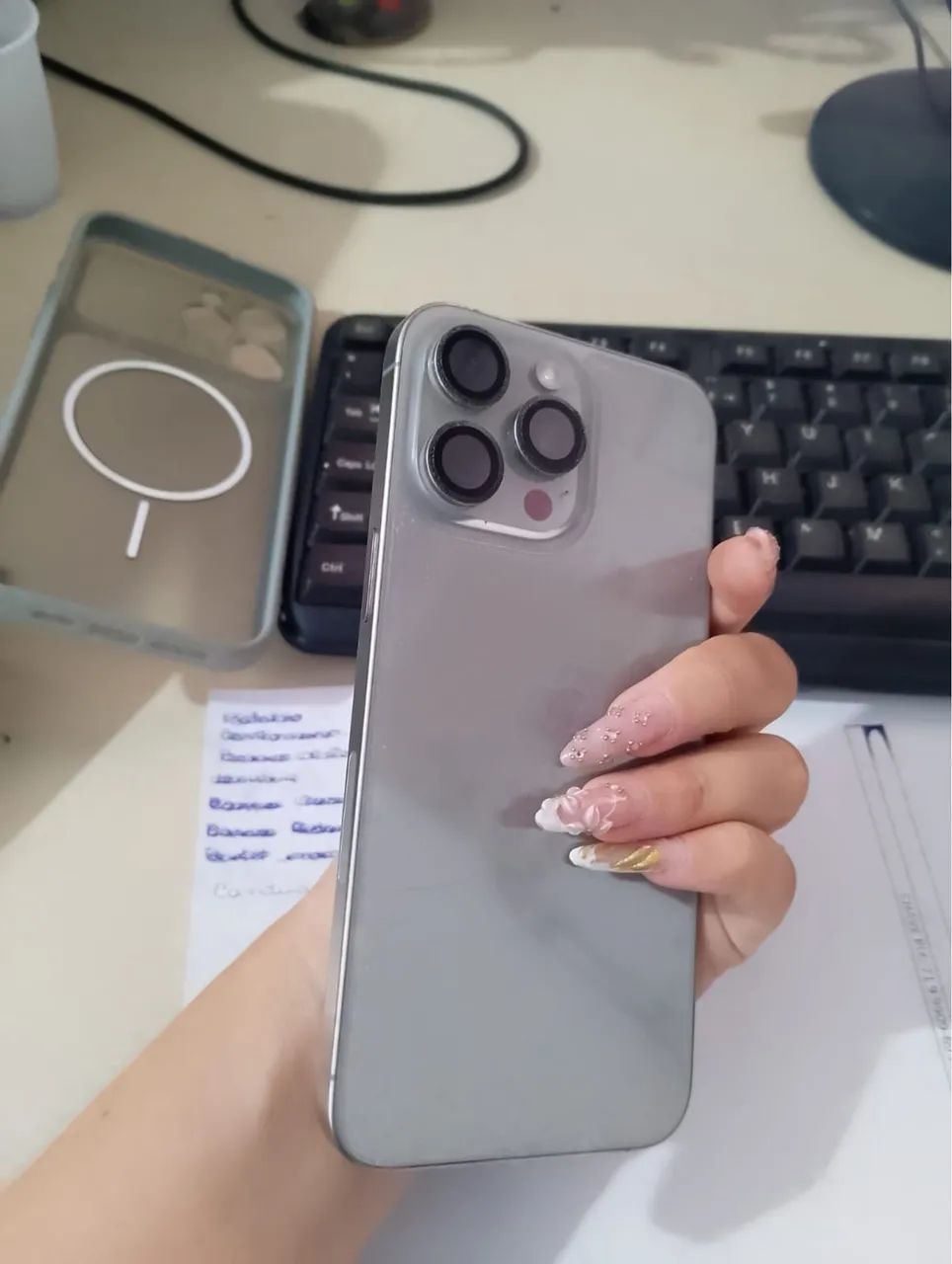 VENDO IPHONE 15 PRO MAX  - Foto 4