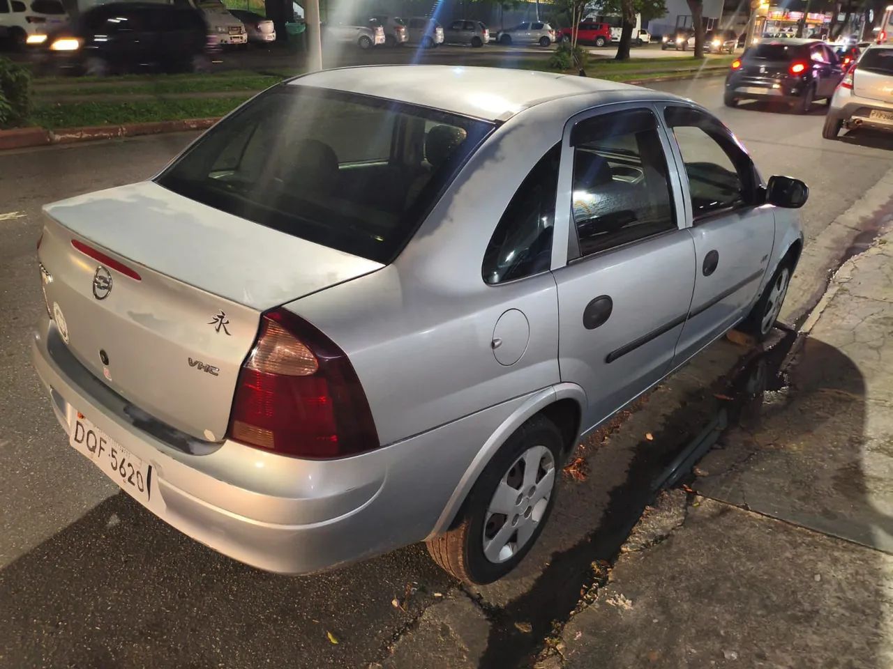 Chevrolet Corsa Sed. Joy 1.0/ 1.0 FlexPower 8V 4p, foto 4 de 7