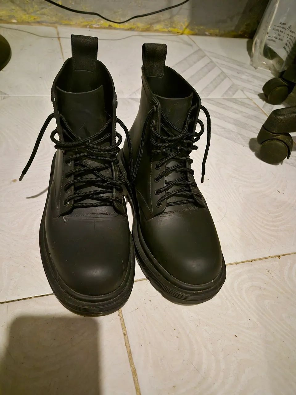Bota coturno soft tratorado melissa - Foto 3