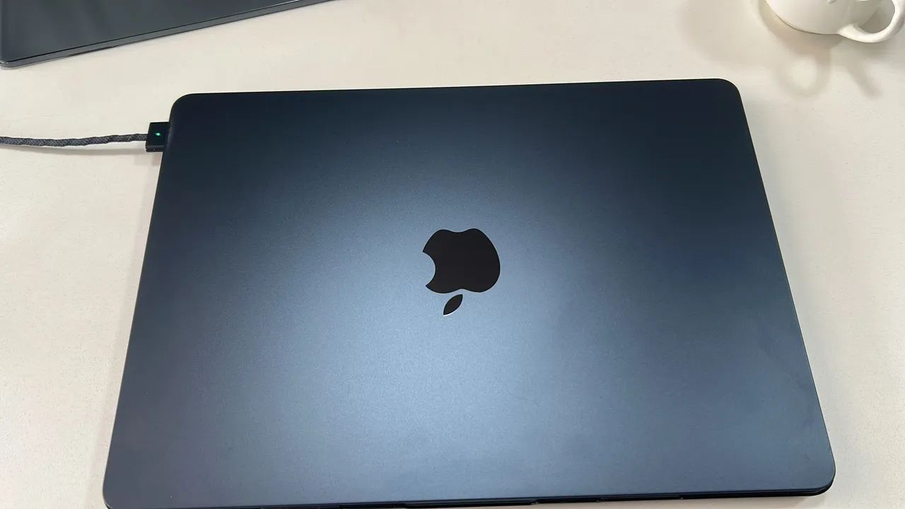 MacBook Air m3 16g 256 