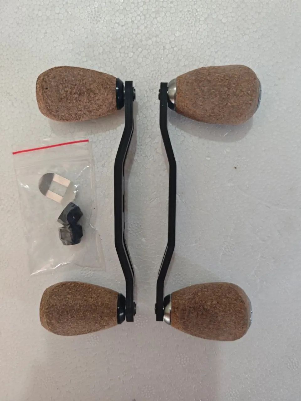 2 Manivelas de carbono com knobs de cortiça NOVAS
