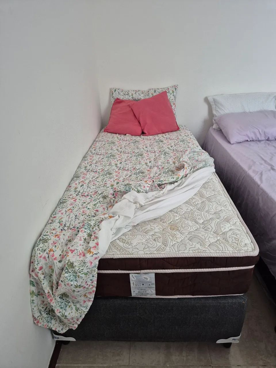 Cama solteiro colchão ortopédico ORTOBOM - Ótima e barata!! - Foto 3