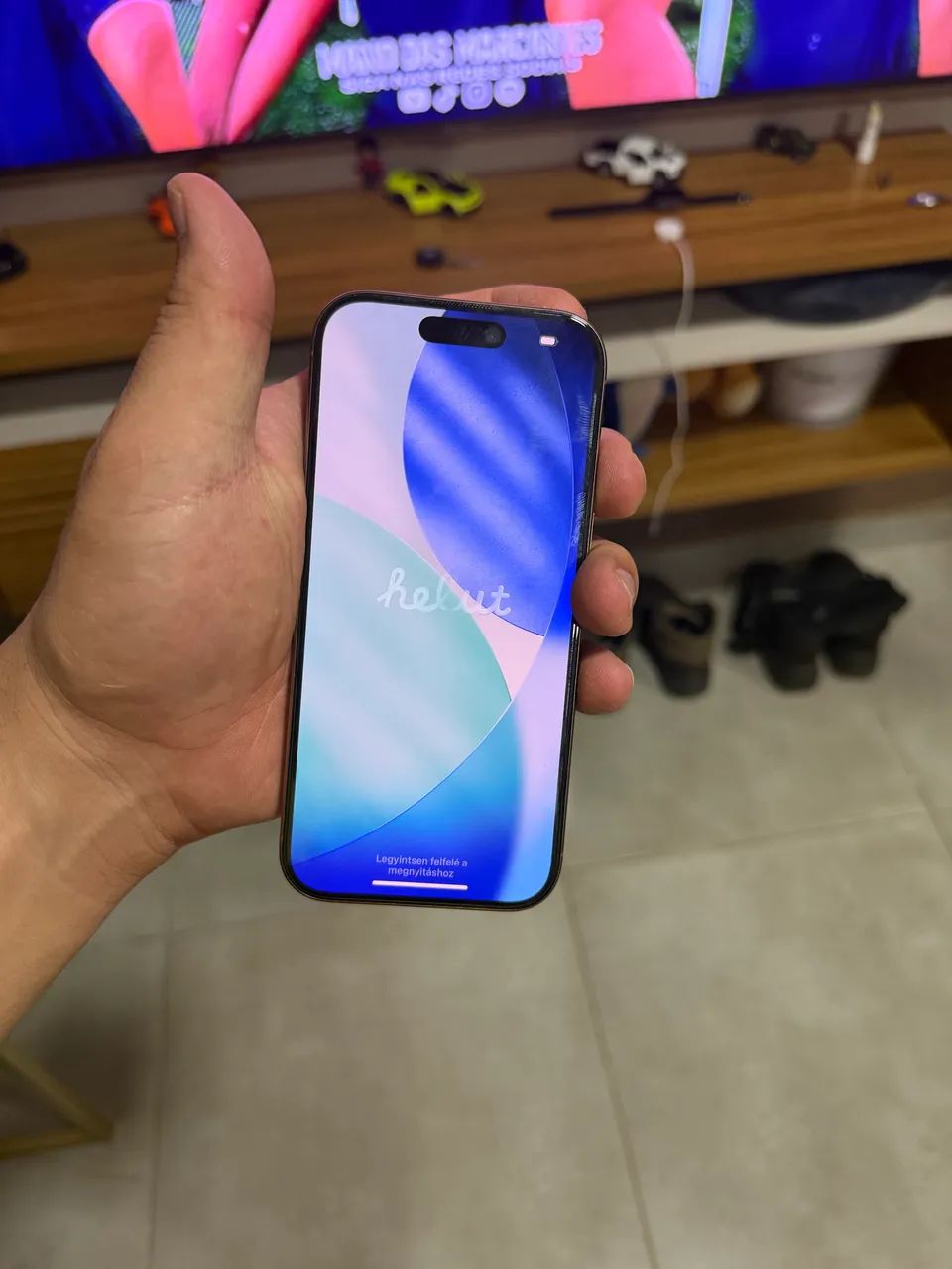 Vendo 2 iPhones 16 pro  valor 5.000,00 cada - Foto 2